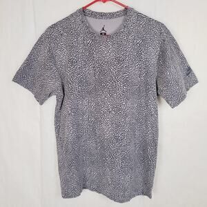 Air Jordan gray elephant print tshirt Size medium Streetwear Retro Sneakerhead